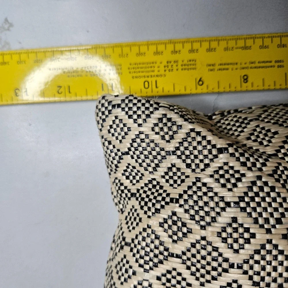 West Elm Set of 2 Lumbar Pillows Black Cream Woven Diamond Geometric 12x20
